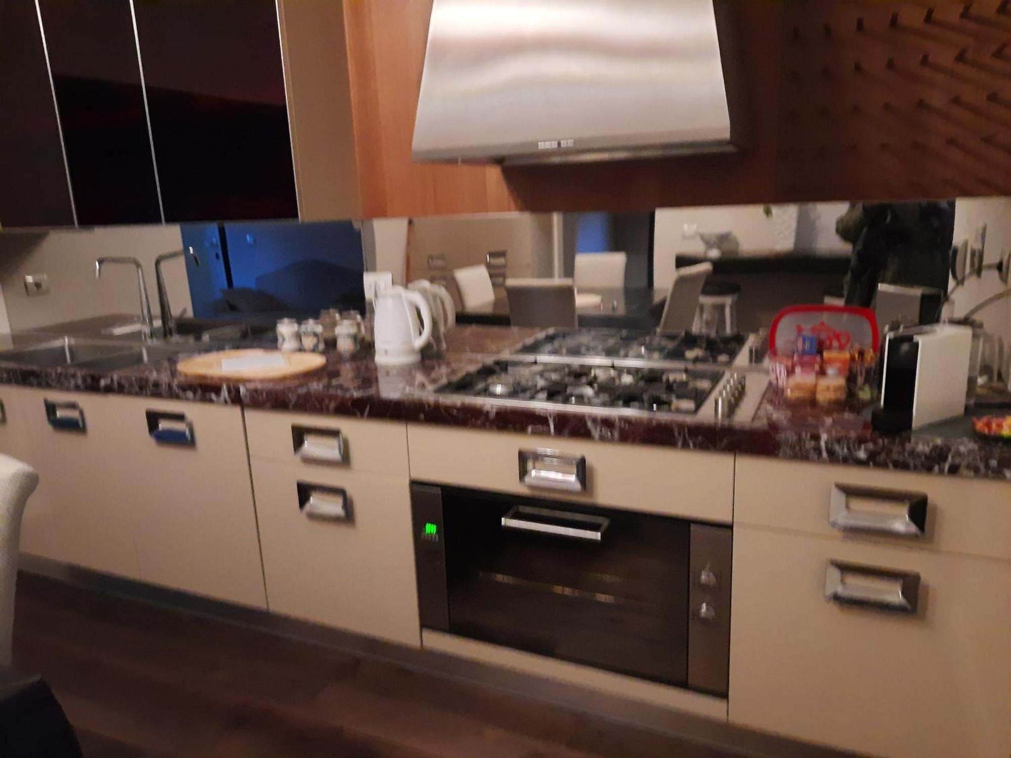 Bercos Deluxe Lejlighed Prato  Eksteriør billede